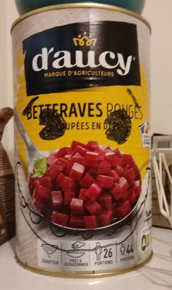 Betteraves rouges coupées en dés