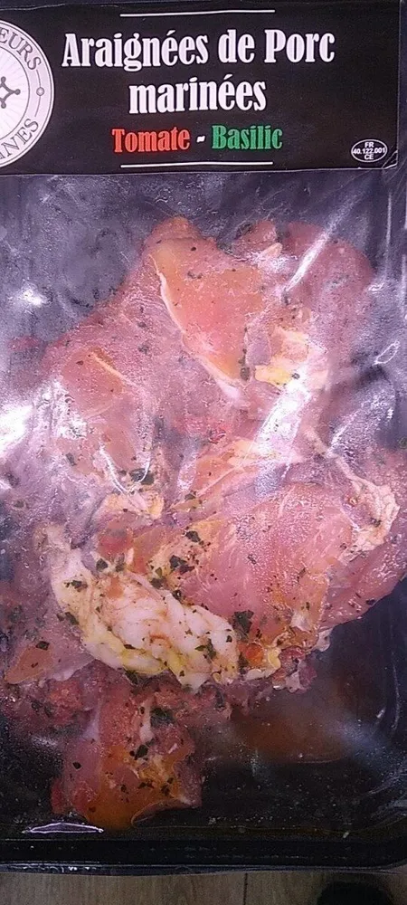 Araignée de porc mariné à la tomate basilic