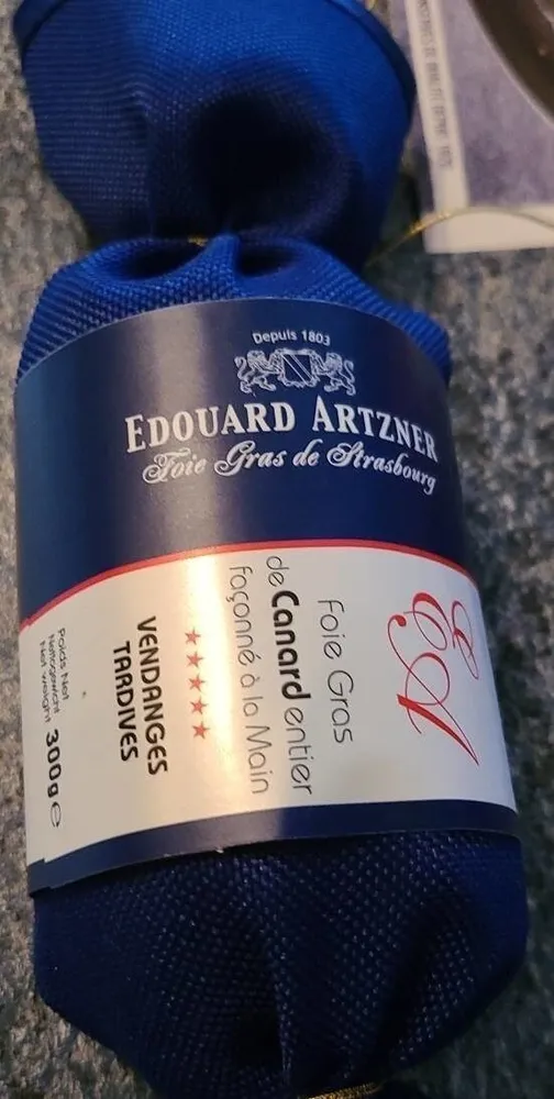 Foie gras de canard entier façonné main vendanges tarives