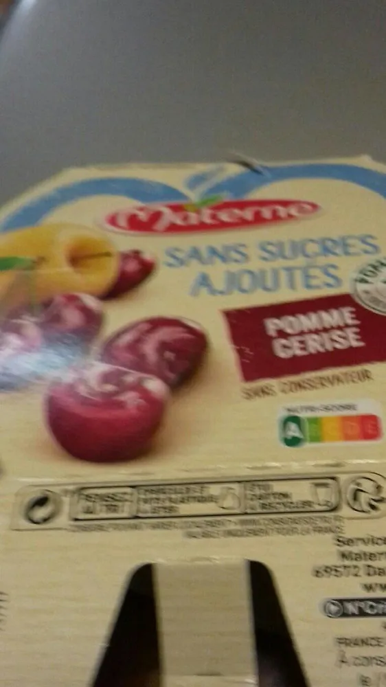 Compote pomme cerises sans sucres  ajouté