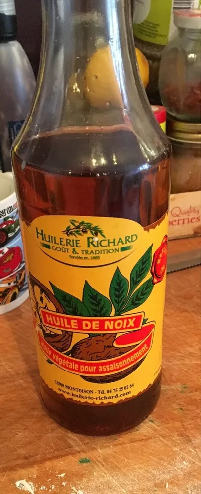 Huile de noix