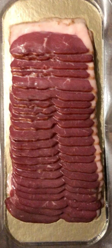 Magret De Canard Fumé En Tranches