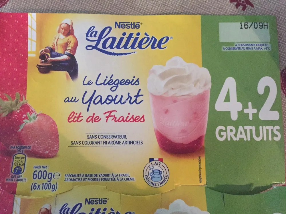 Le Liégeois au Yaourt Lit de fraises