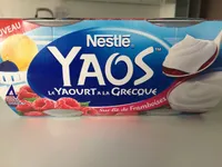 Yaourt à la Grecque sur lit de framboises