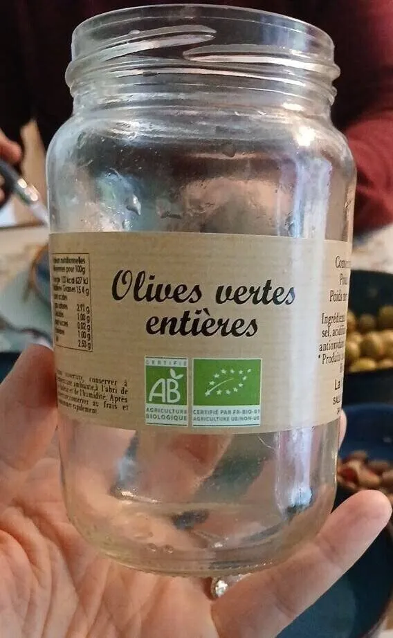 Olives vertes entières