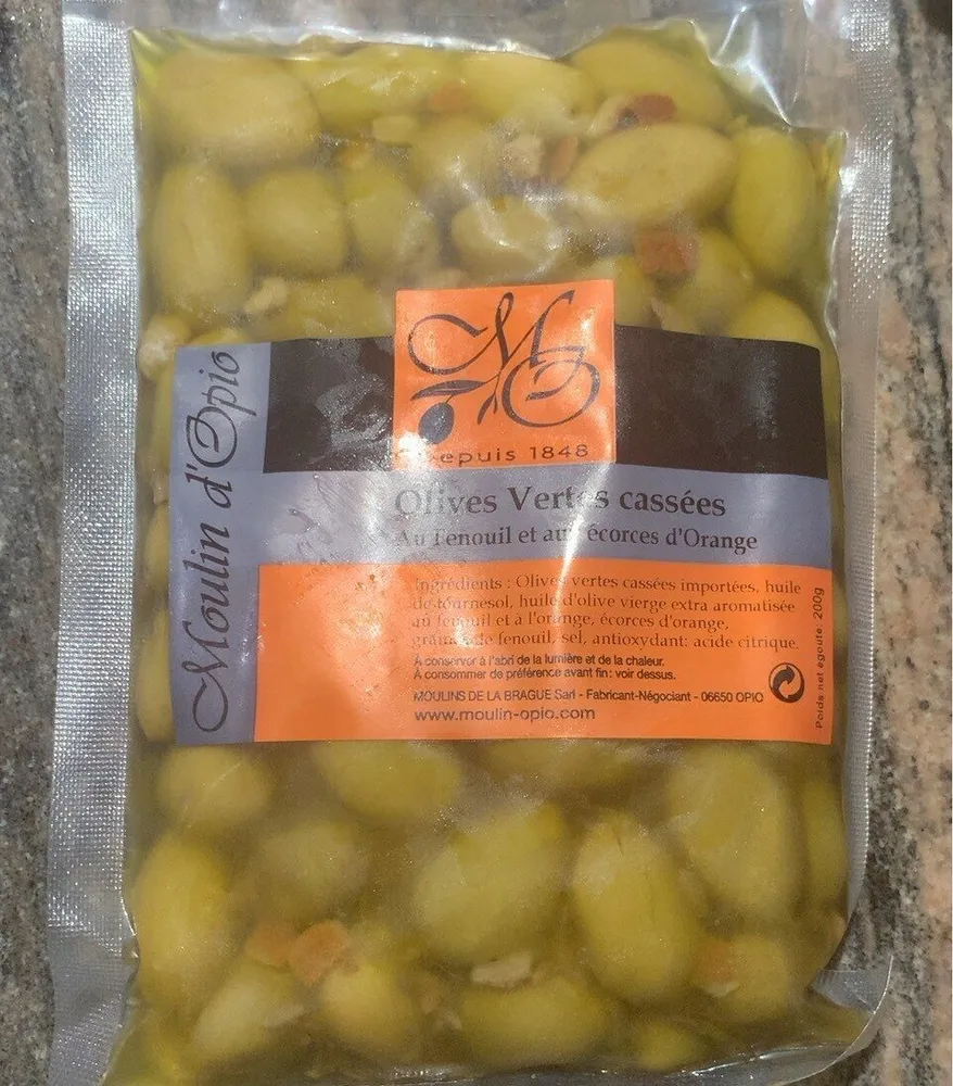 Olives vertes cassées