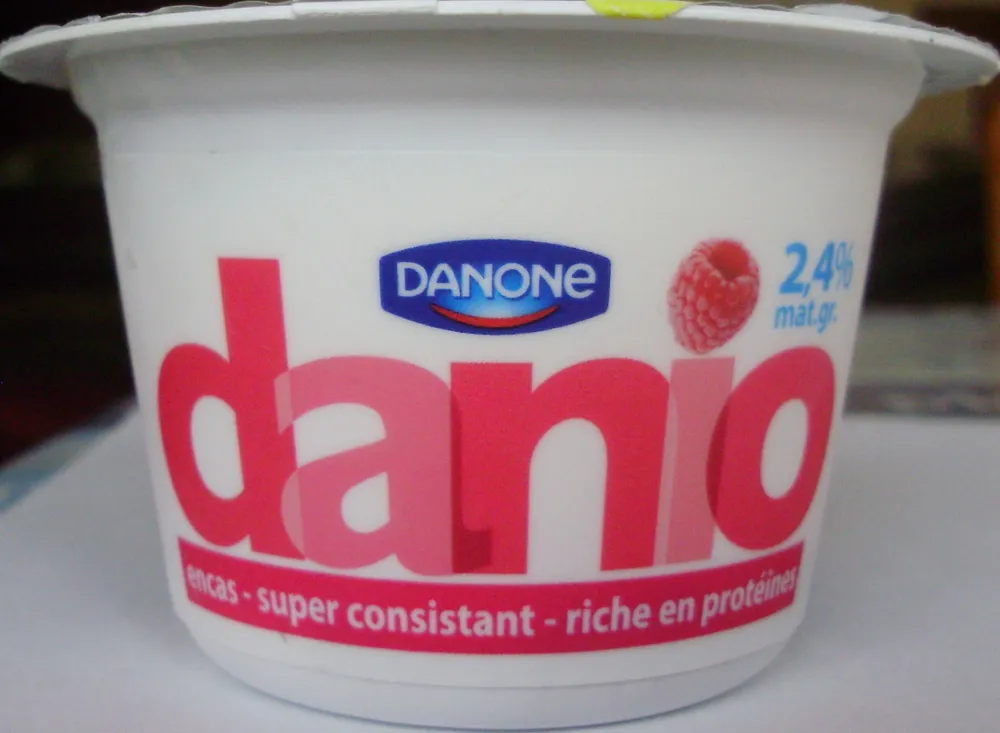 Danio - Spécialité laitière sur lit de framboises sucré
