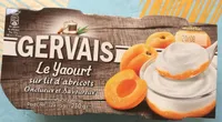 Le yaourt sur lit d'abricots