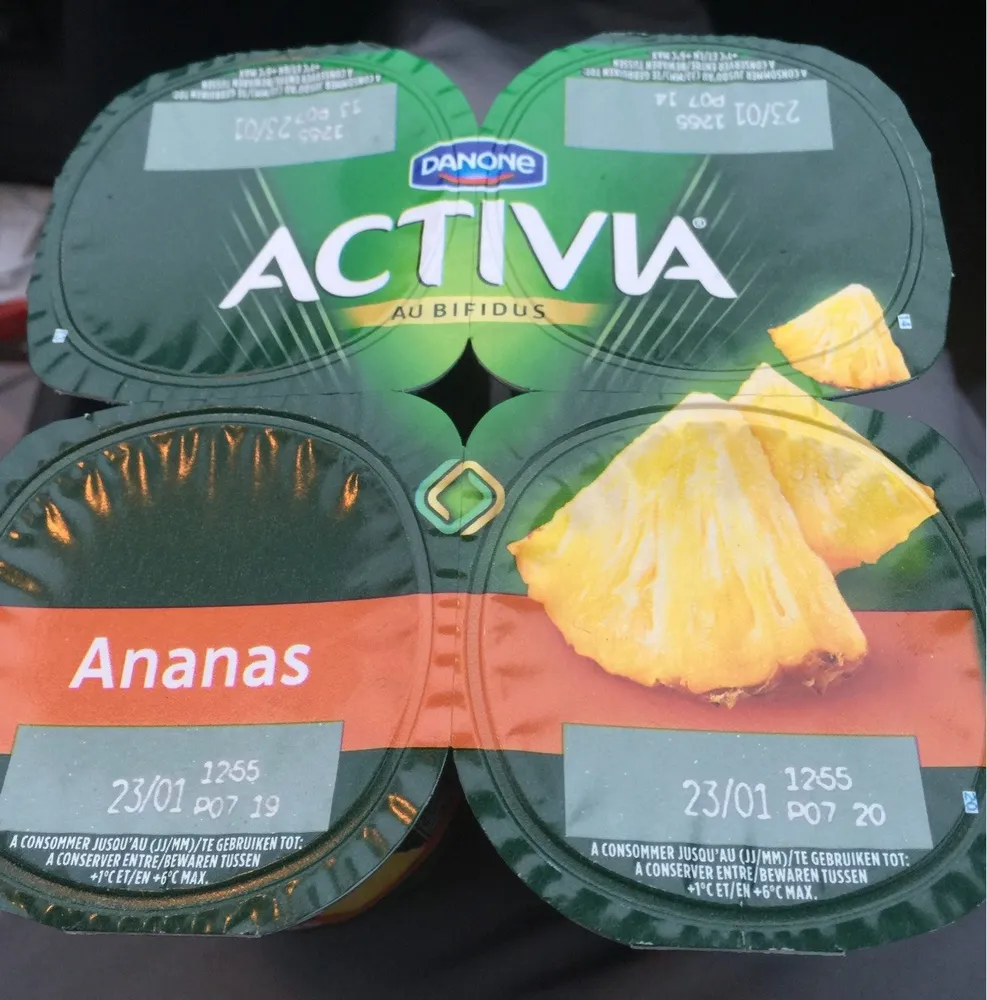 Activia ananas
