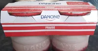 Yaourt au lait entier sur lit de fraise, sucré, aromatisé