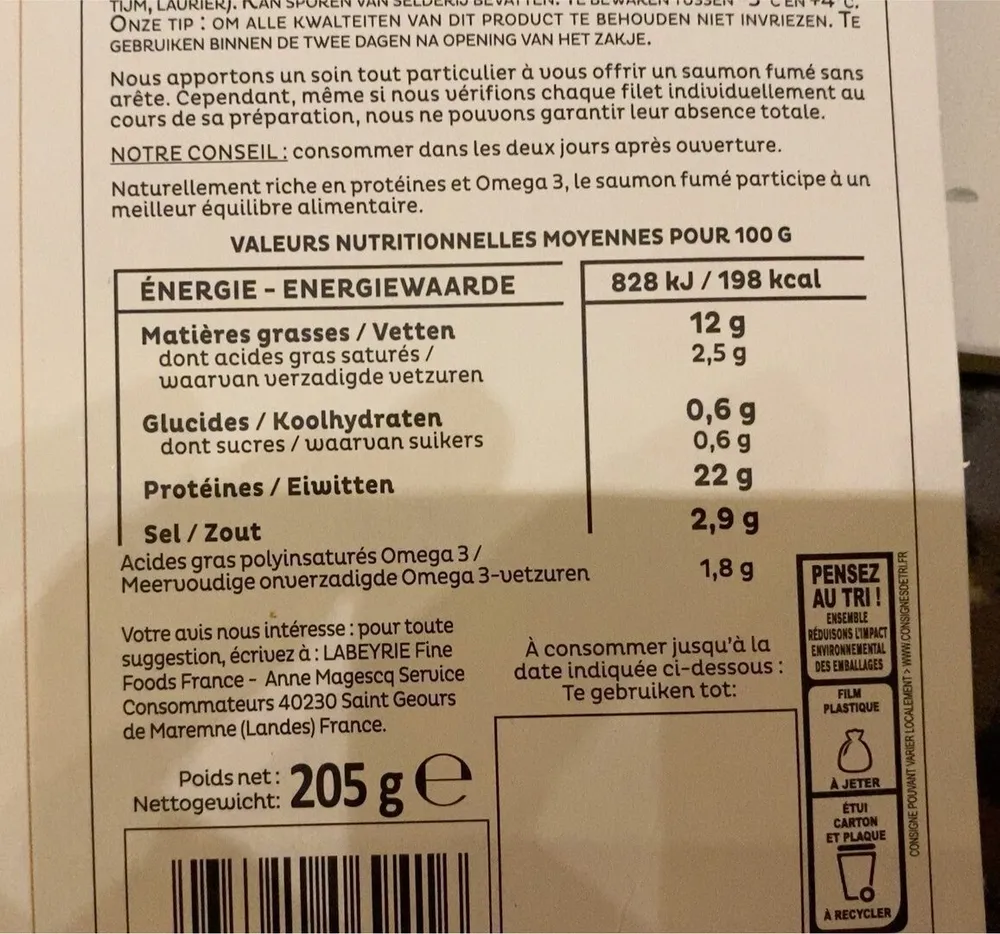 Saumon fume à la ficelle frotte aux herbes