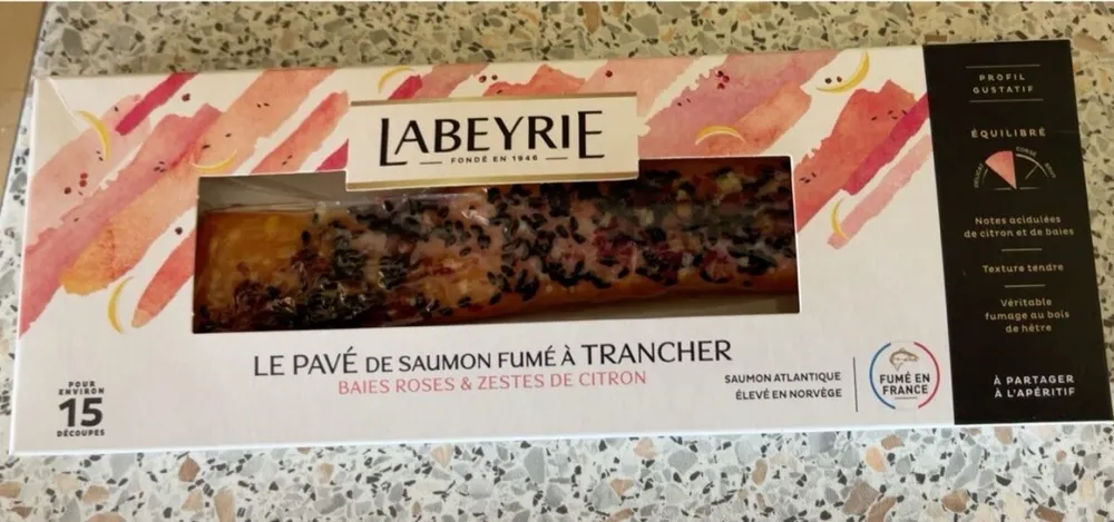 Le pavé de saumon fumé à trancher - baies roses & zestes de citron
