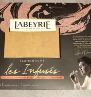 Saumon fumé à l'huile de mandarine infusée et cardamome
