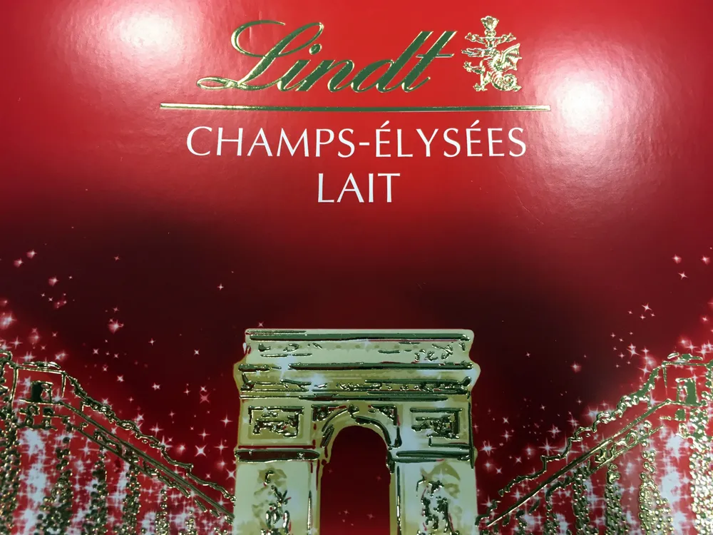 Champs-Elysées Lait