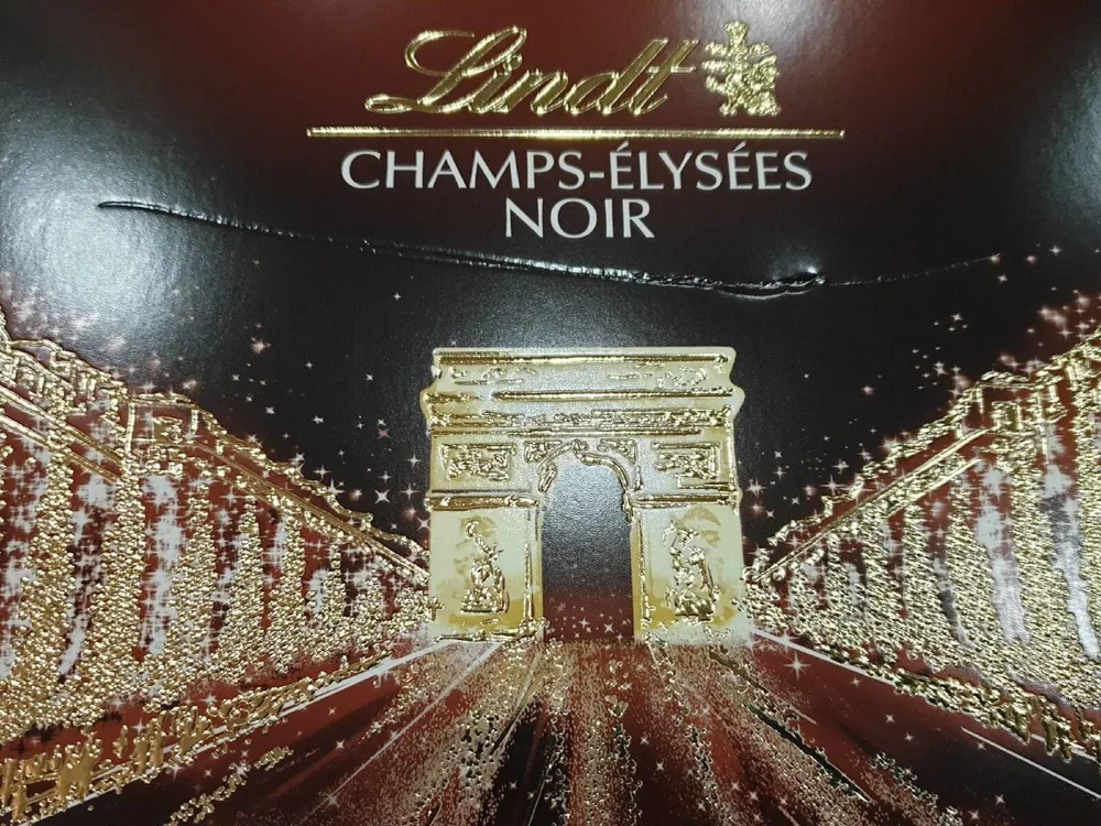 Champs Élisées Noir