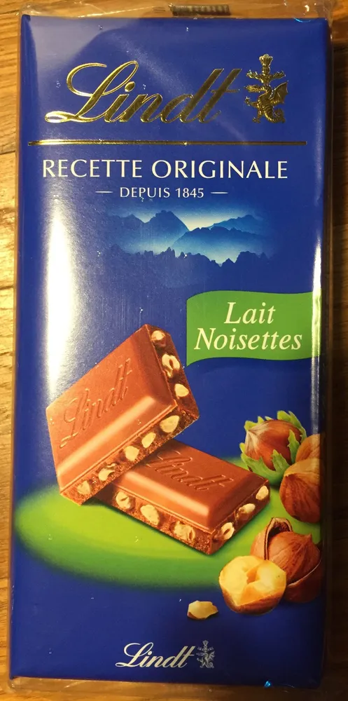 Chocolat aux lait et aux noisettes