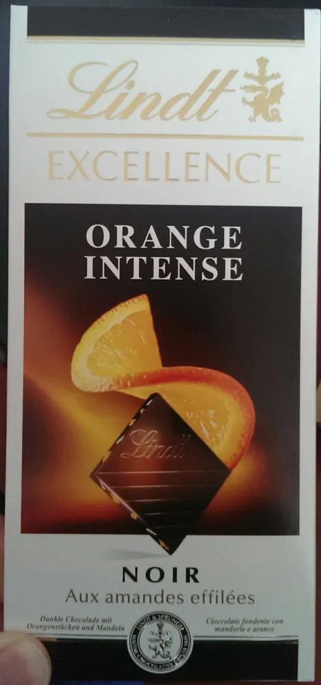 Excellence Orange Intense Noir aux amandes effilées