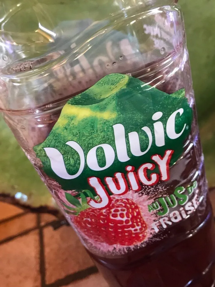 Volvic Juicy au jus de fraise