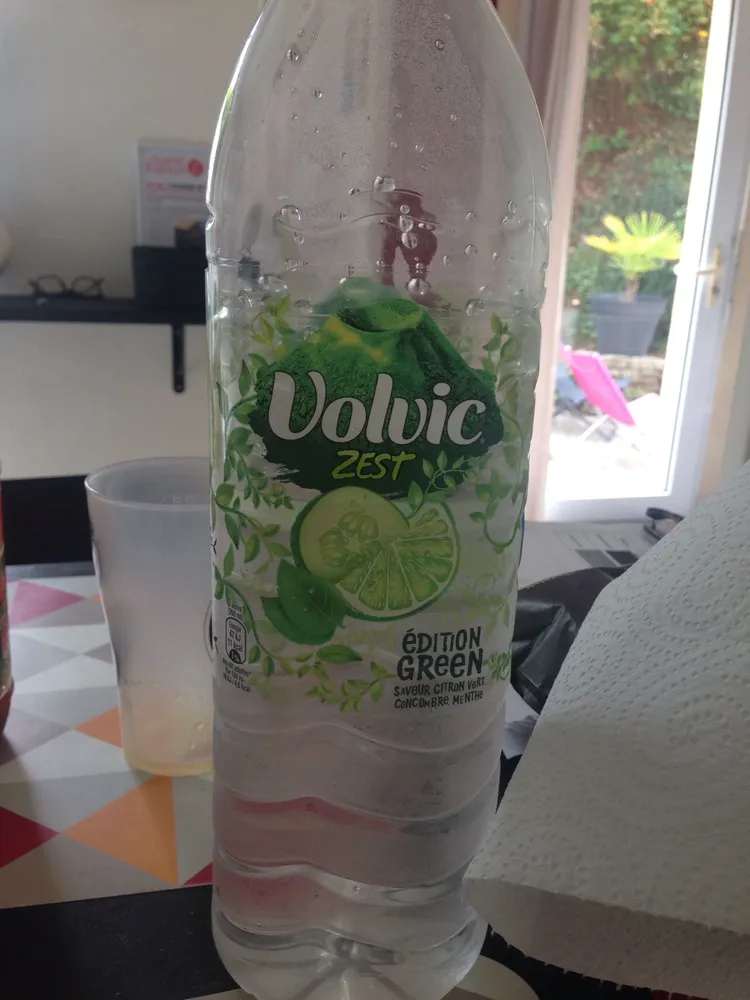 Volvic zest édition green