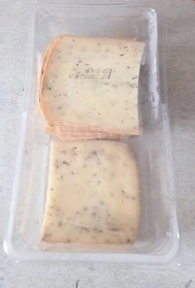 Tranches de raclette au poivre