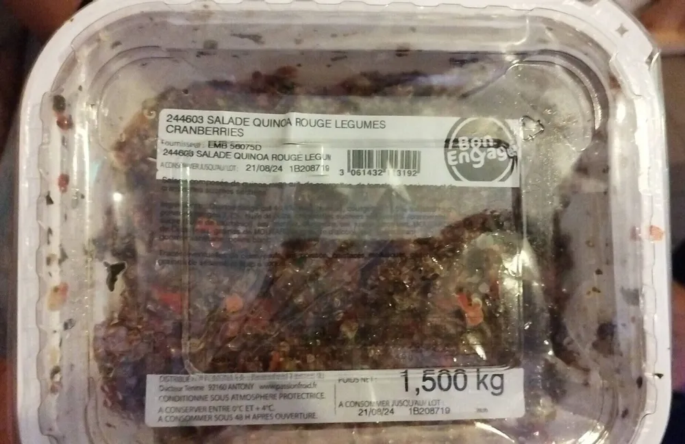 Salade Quinoa Rouge Légumes Cramberries