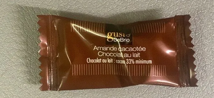 Amande cacaotee