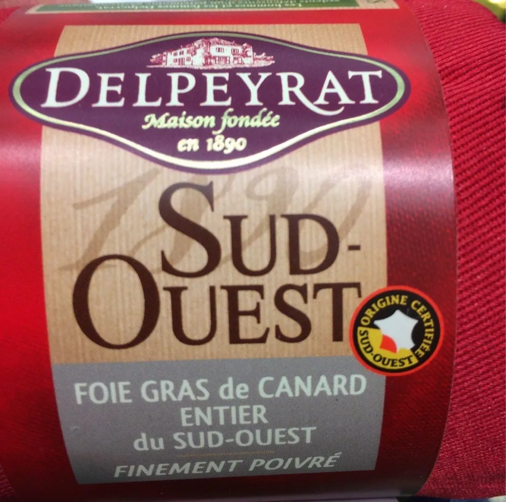 Foie gras de canard entier du sud ouest.  Finement poivré