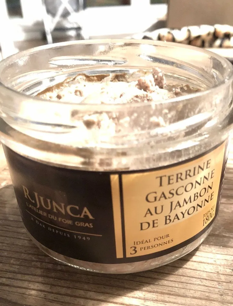 Terrine gasconne au jambon de Bayonne