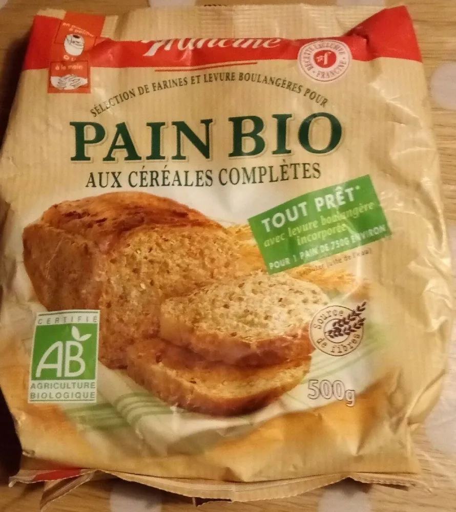 Pain bio aux céréales complètes