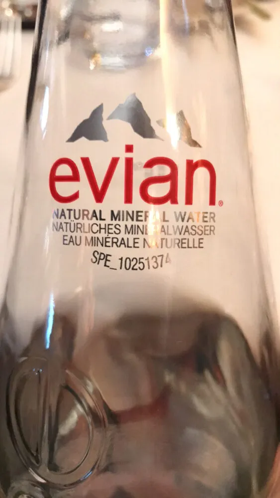 Evian 0,75l Glas MW - EW Premium