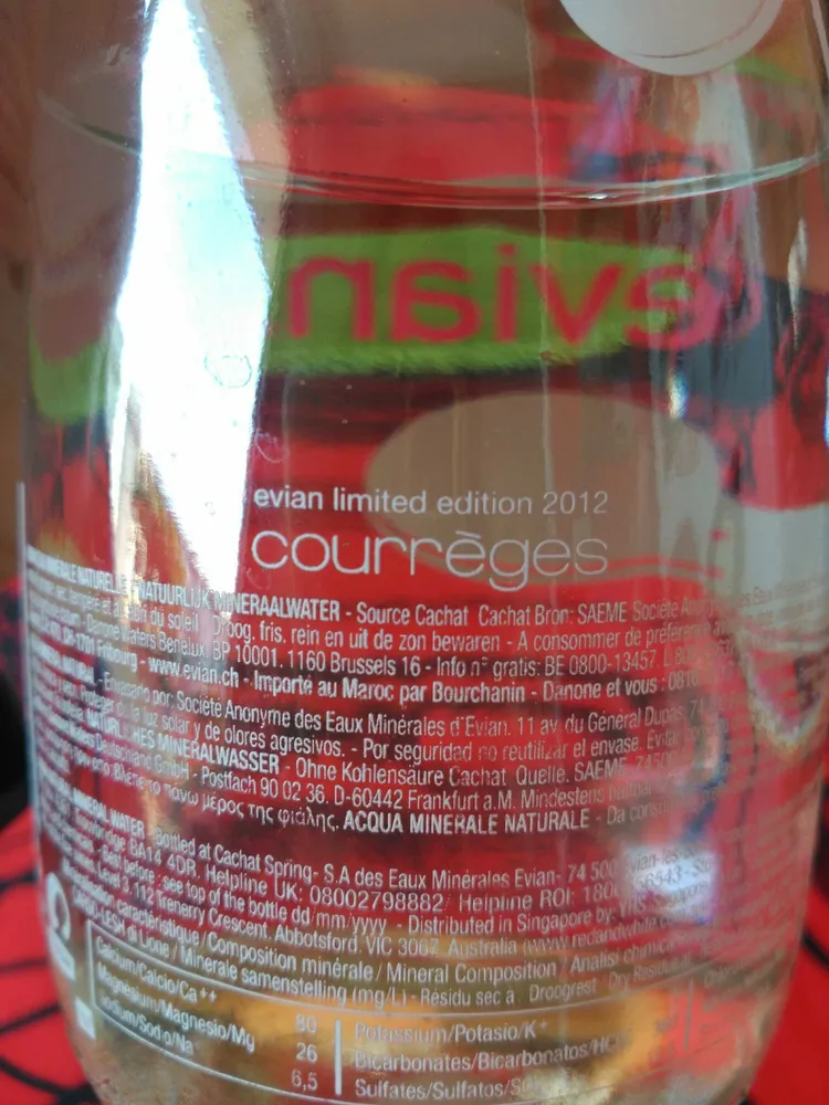 Evian Courrèges (limited edition 2012)