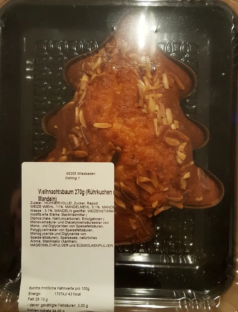 Weihnachtsbaum (Rührkuchen mit Mandeln)