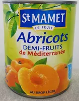 Abricots demi-fruits de Méditerranée