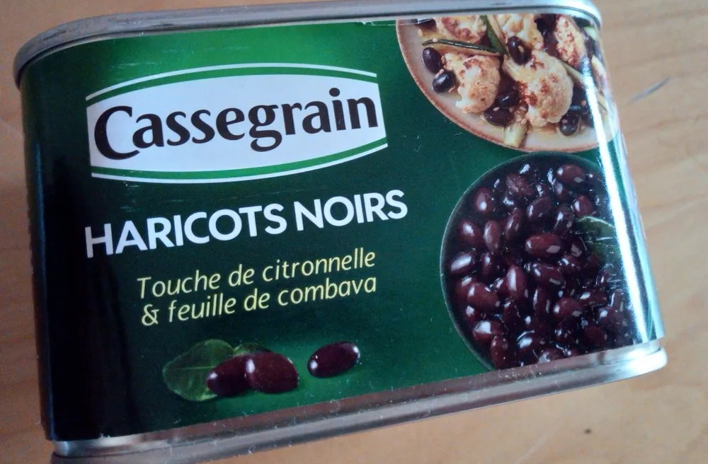 Haricots noirs, touche de citronnelle & feuille de combava