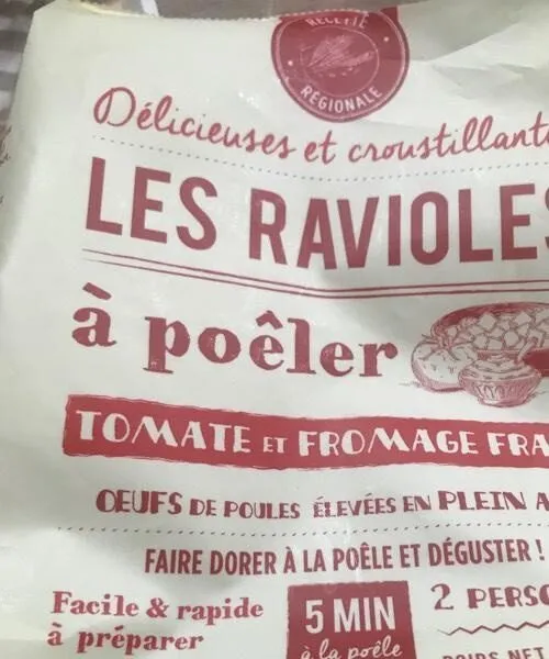 Ravioles farcies au fromage frais et à la tomate