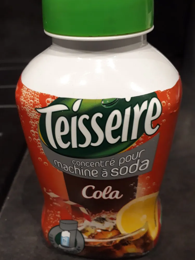 Cola