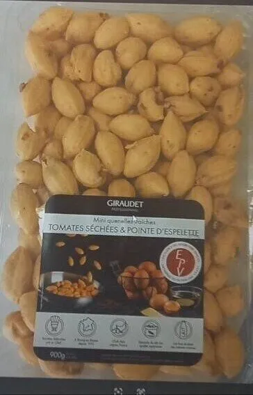 Mini quenelles fraîches tomates séchées et pointe d'Espelette