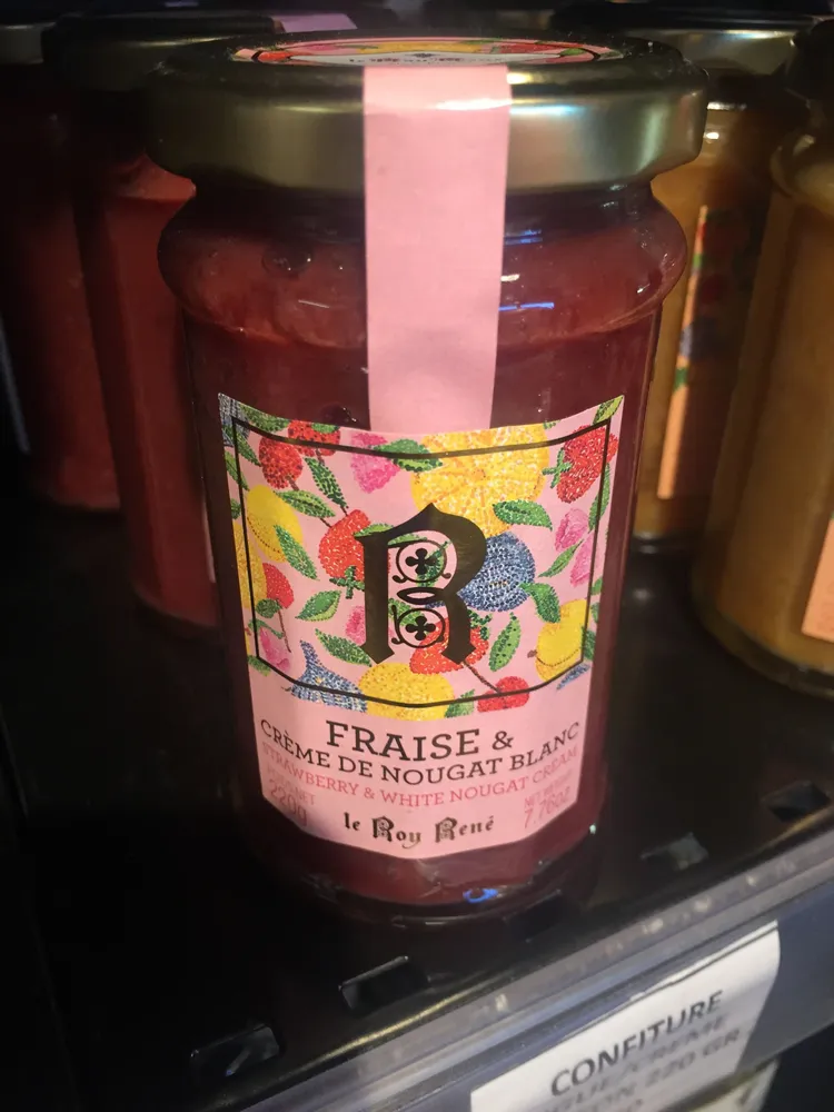 Fraise et crème de nougat blanc