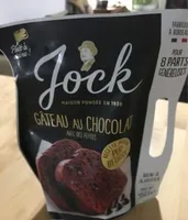 Gâteau au chocolat avec des pépites
