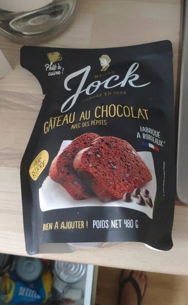 Gâteau au chocolat avec des pépites