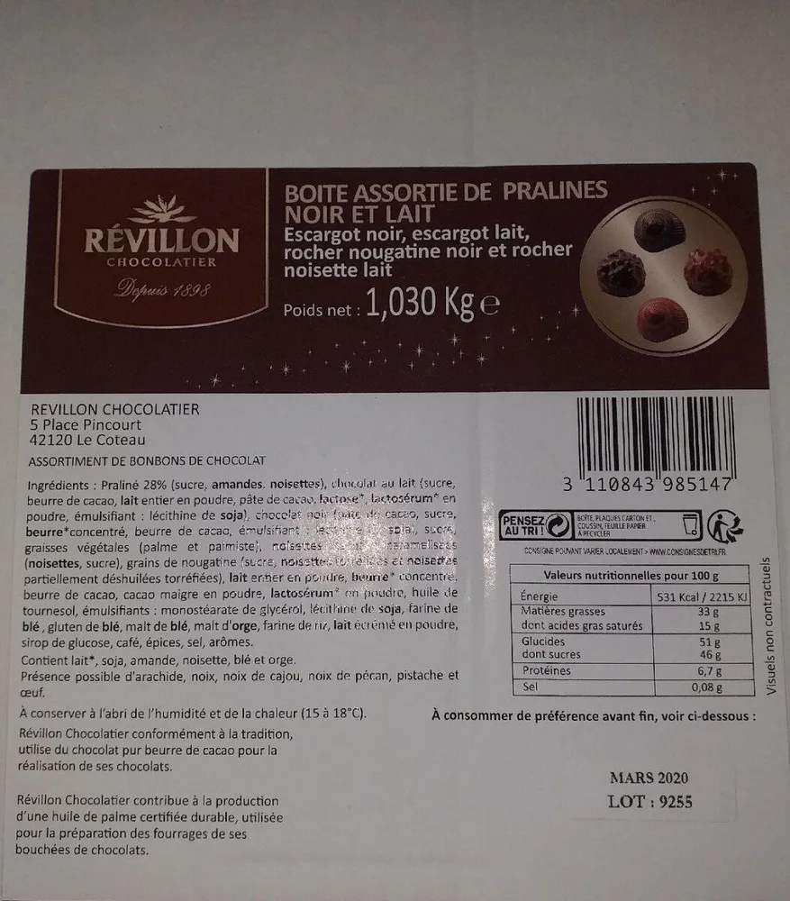 Boite assortie de pralines noir et lait