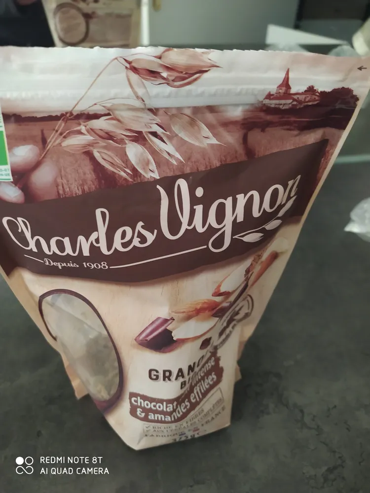 Granola chocolat noir intense & amandes effilées