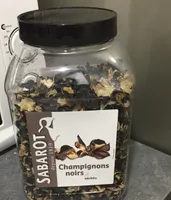 Champignons noir seches