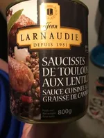 Saucisses de Toulouse aux lentilles sauce cuisinée à la graisse de canard