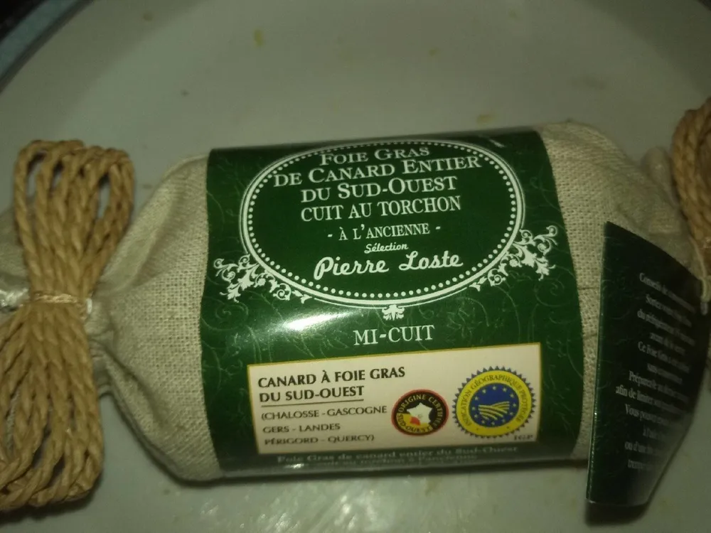 Foie gras de canard entier du sud ouest cuit au torchon