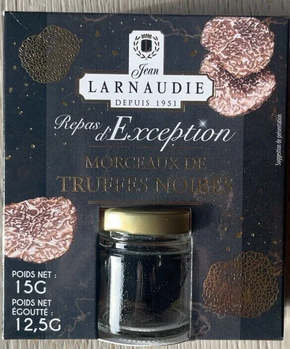 Morceaux de truffes noires