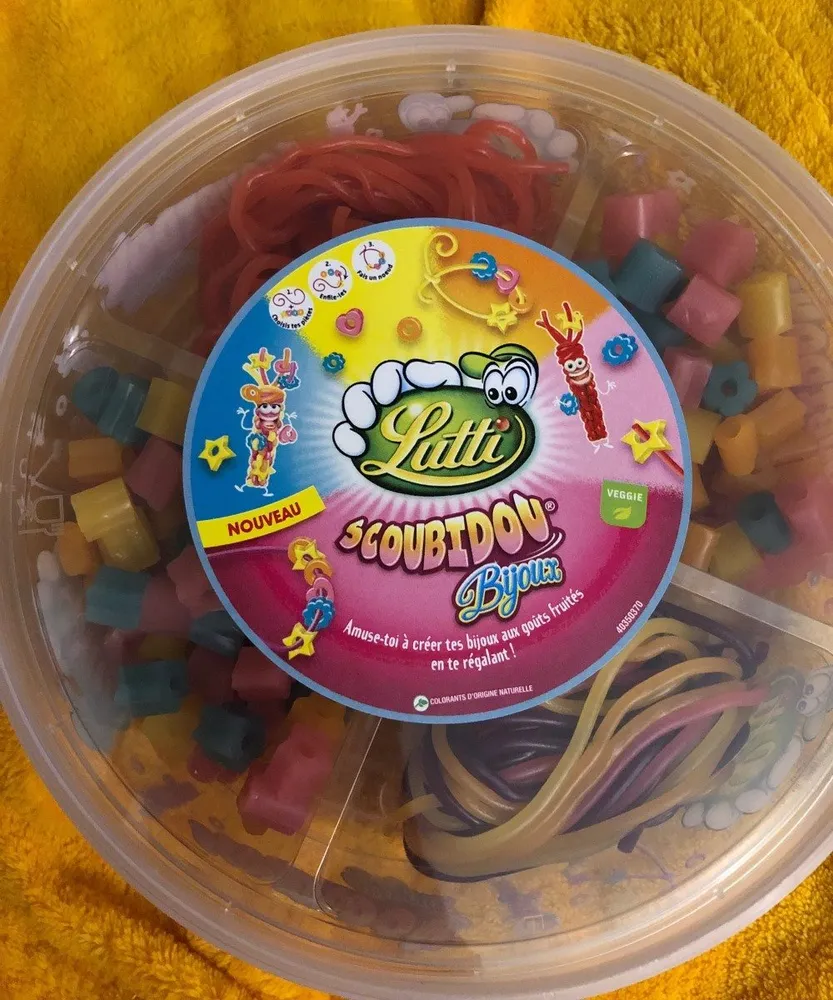 Scoubidou bijoux
