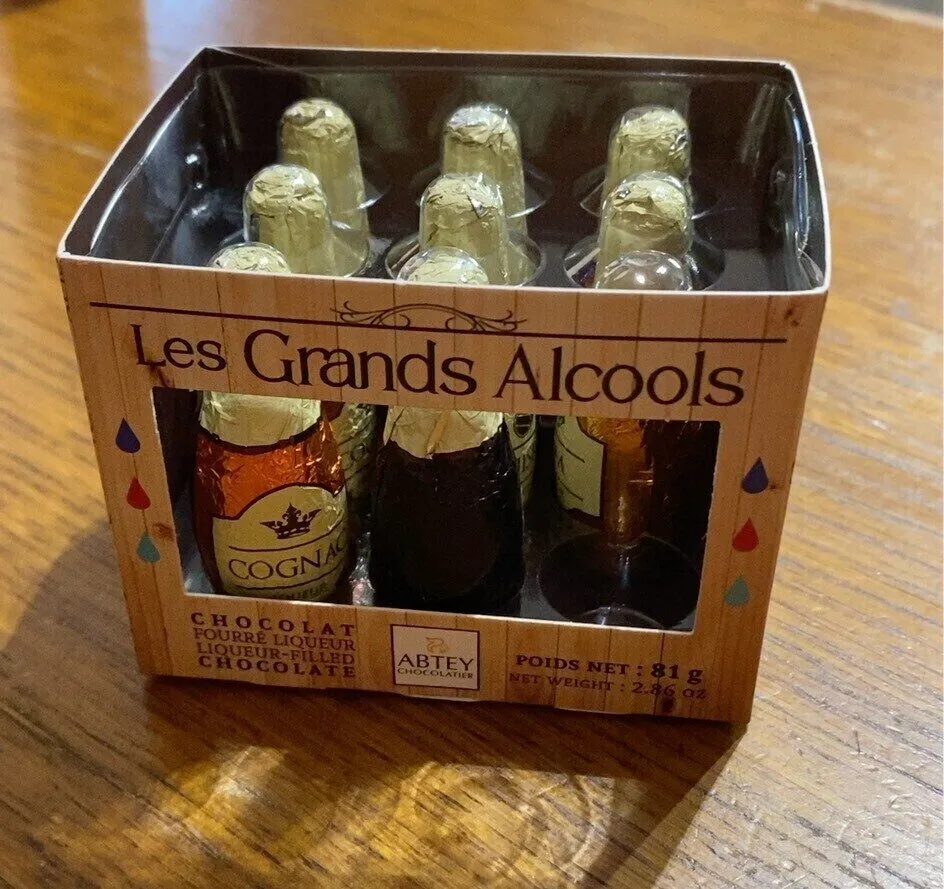 Chocolat noir fourré à la liqueur