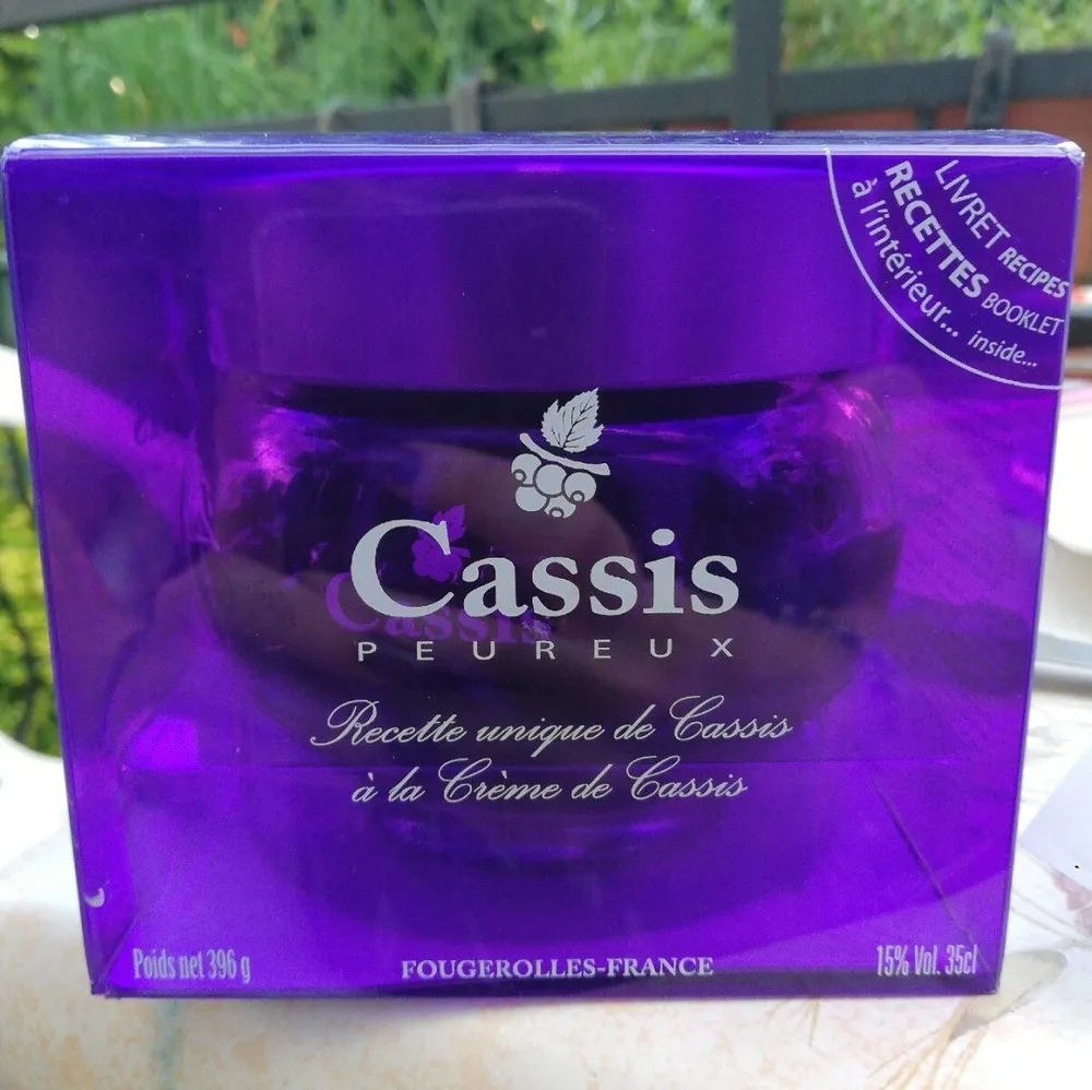 Cassis à la crème de cassis
