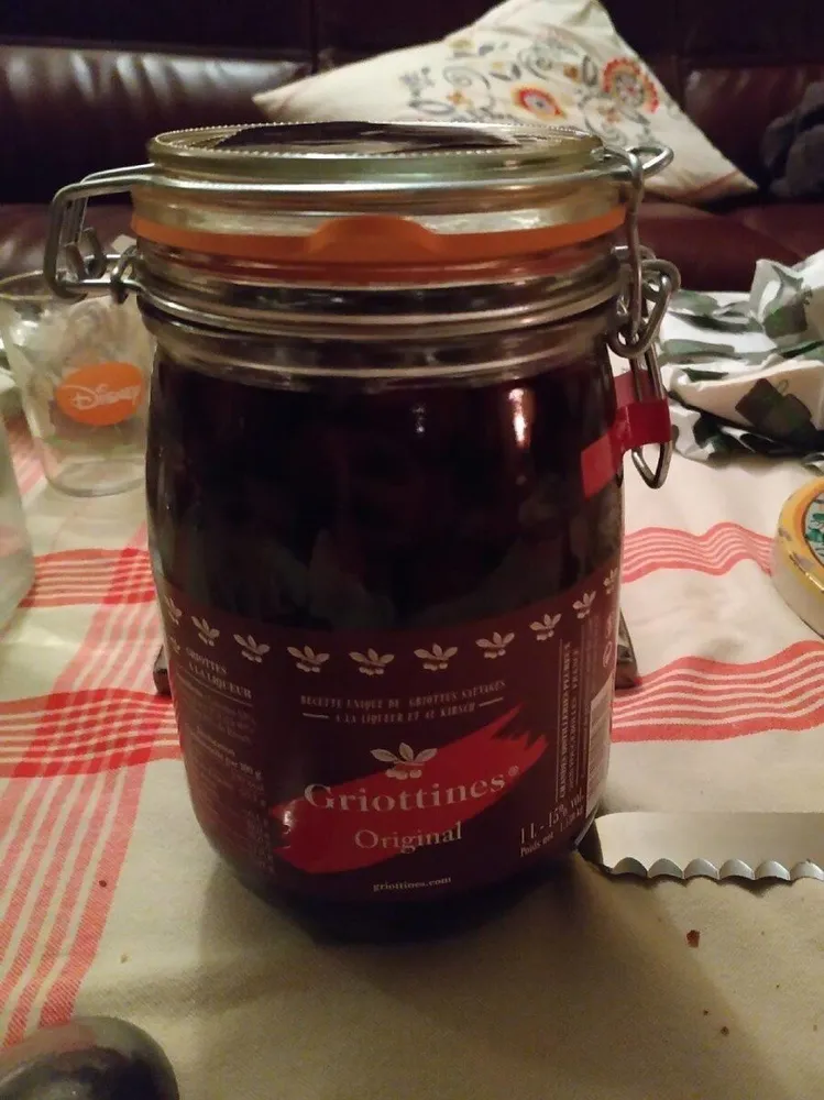 Griottes semi-confites à la liqueur